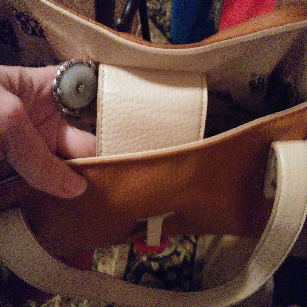 FIRM Large Jessica Simpson Satchel Tote EUC - Picture 8 of 8